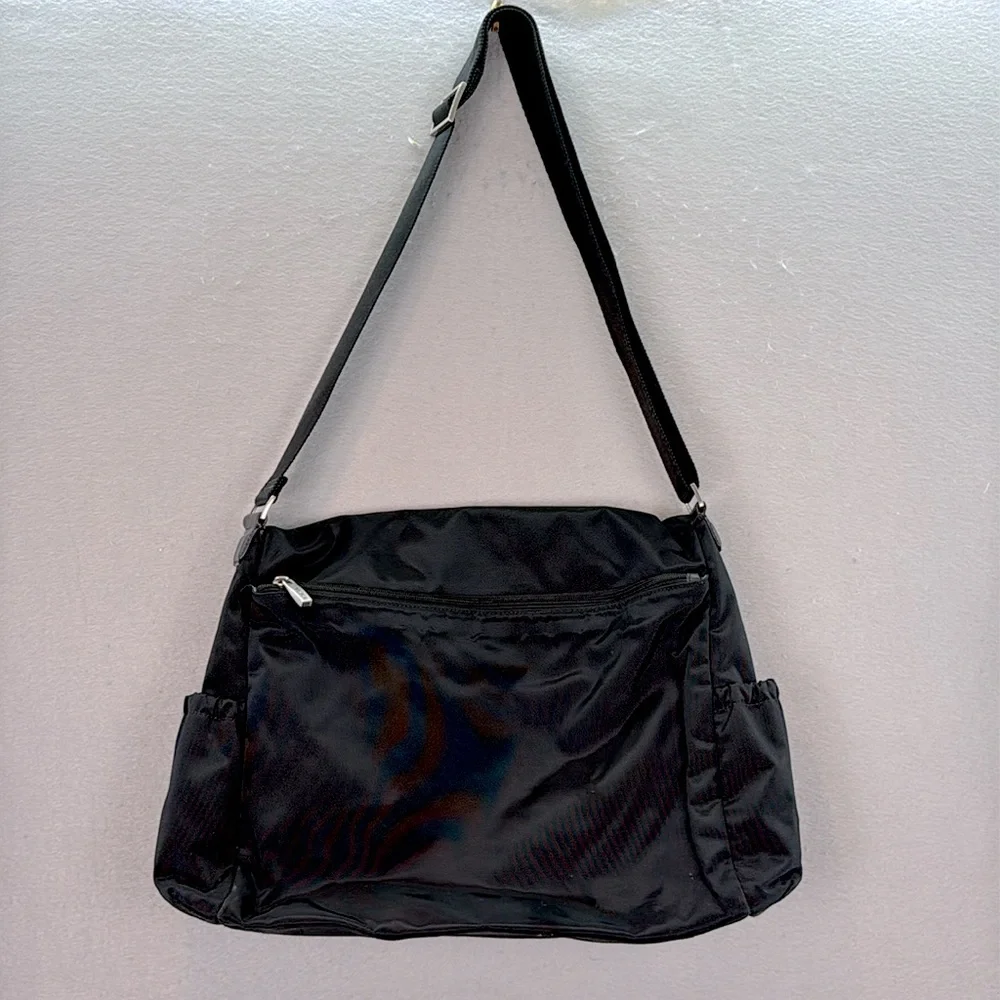 Tumi - women’s Black Messenger diaper baby bag Nylon & leather unisex